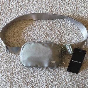 NWT Fabletics The Belt Bag Mini in Sage Grey